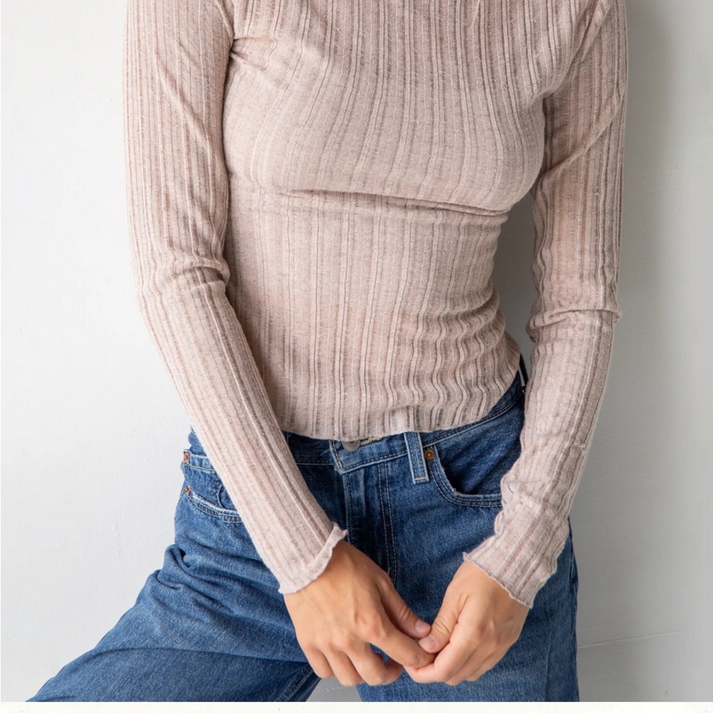 NATURAL LIFE Ribbed Long Sleeve Top - Light Pink